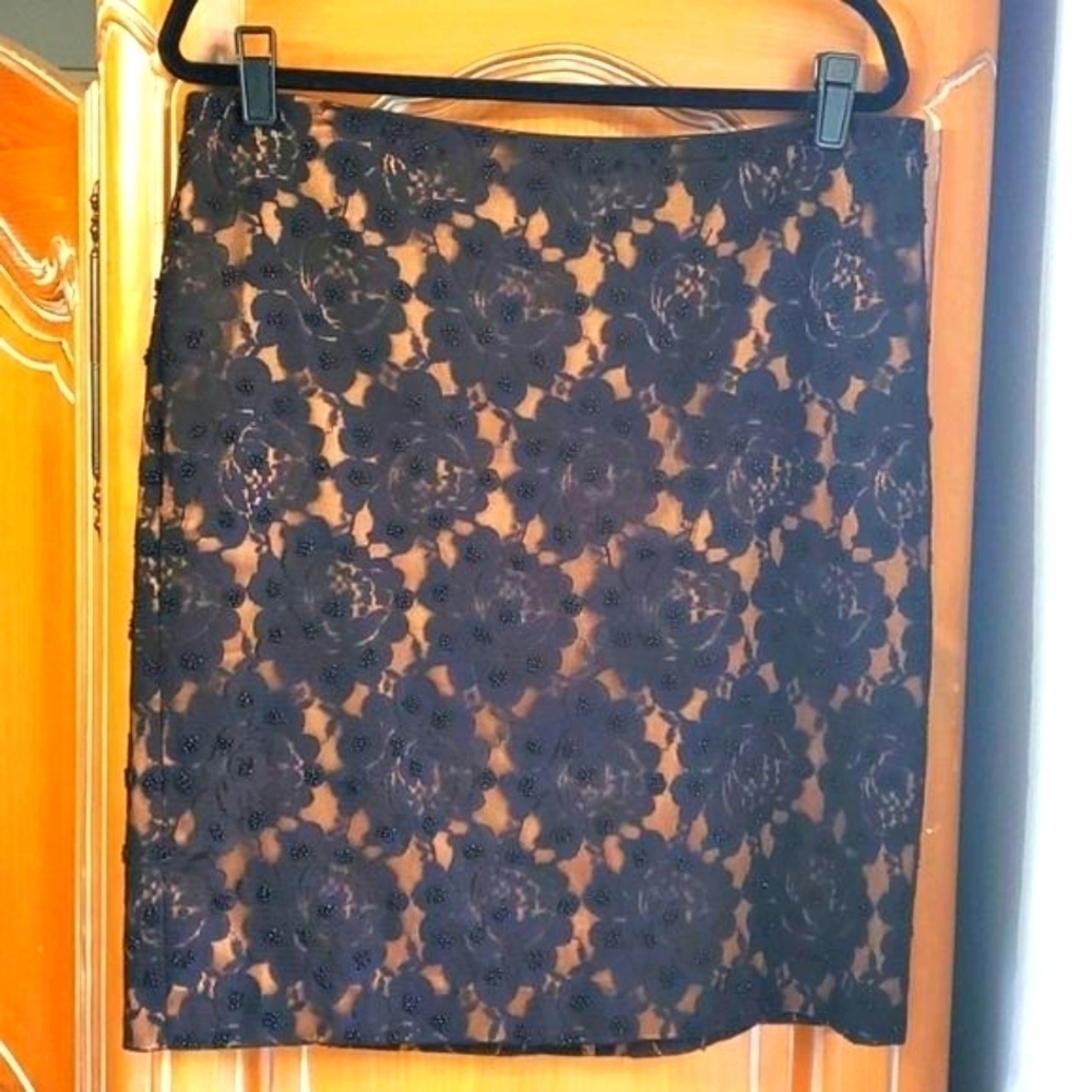 Talbots Beaded Floral Lace Pencil Skirt Womens Size 14P Black Petite Formal Mesh